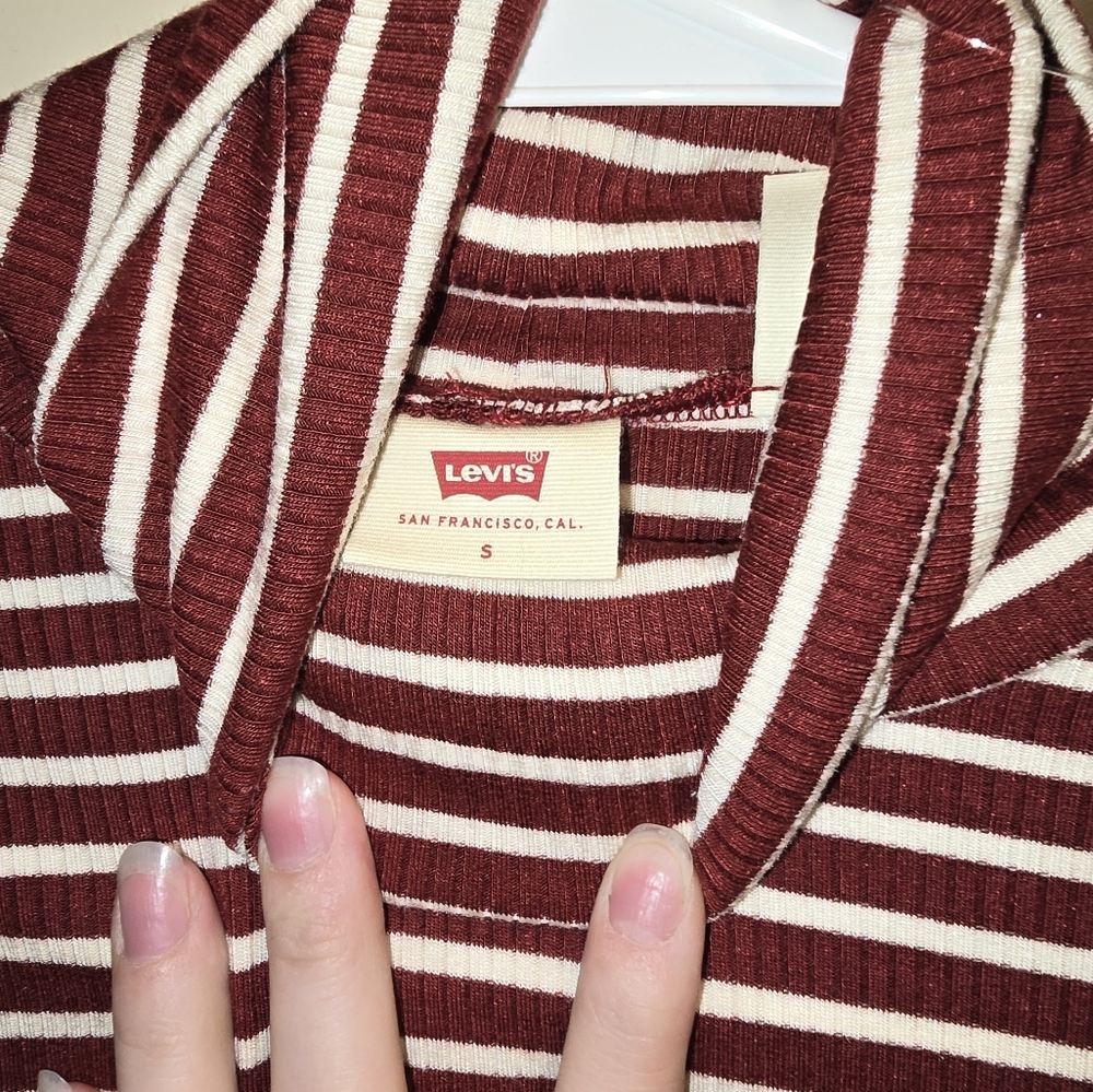 Red Ruched Turtleneck Top - Picture 3 of 3